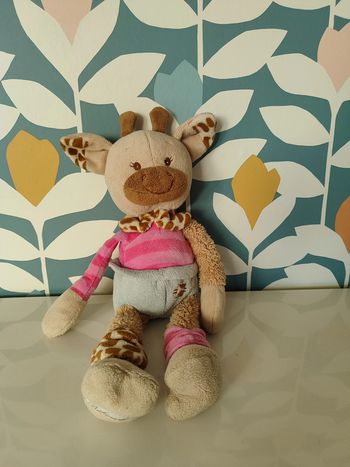 Peluche / doudou girafe Bukowski