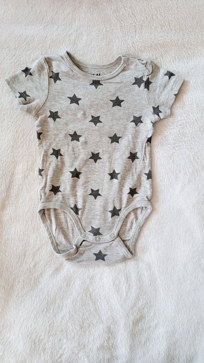 Lot de 2 bodys H&M 74 cm - photo numéro 2