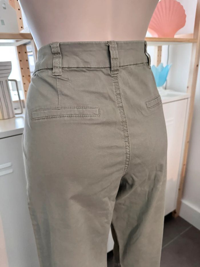Pantalon chino neuf - photo numéro 4