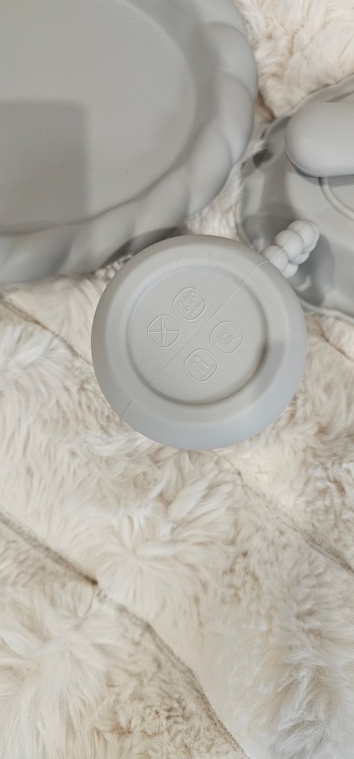 Magnifique coffret repas de Princesse gris Neuf - photo numéro 6