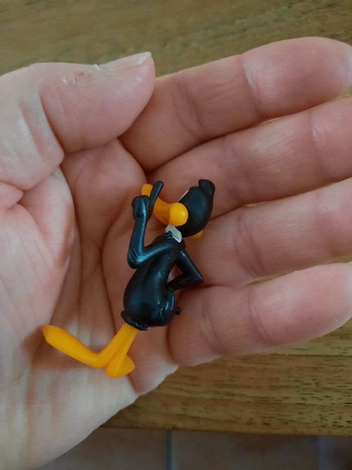 Kinder daffy doigt en l air - photo numéro 2