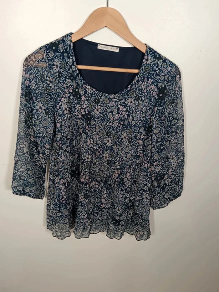 C18 blouse fleurie Armand Thierry T2