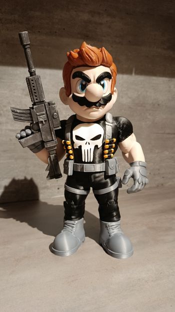 Figurine Mario Punisher 30cm