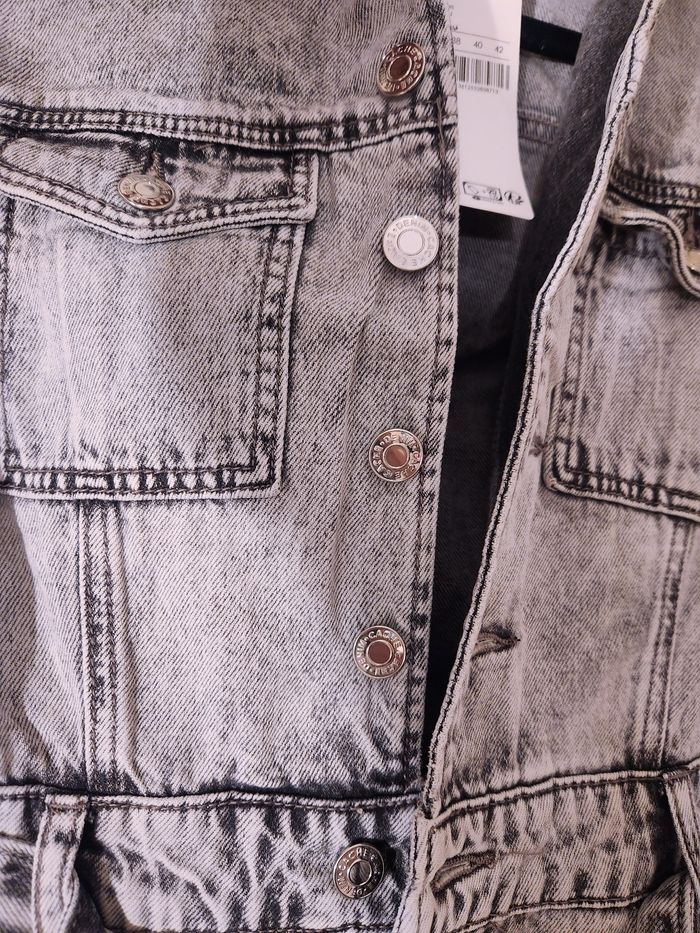 Combinaison jeans neuve - photo numéro 3