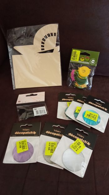 Lot articles décoration ou loisirs créatifs - Neufs