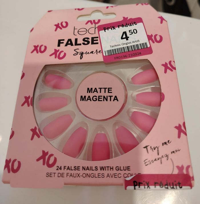 Faux ongles