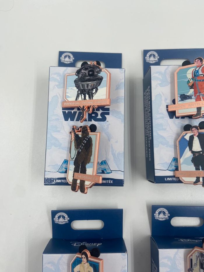 Collection Complète 12 Pin's Star Wars Hoth 2023 Disney Parks édition limitée NEUF - photo numéro 7
