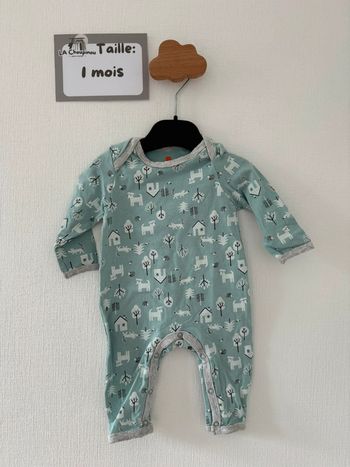 Pyjama / dors bien / grenouillère - taille 1 mois 🌼