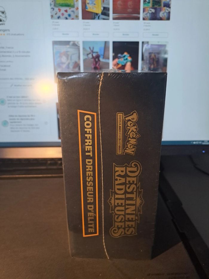 Pokemon - ETB - Destinées Radieuses - photo numéro 7