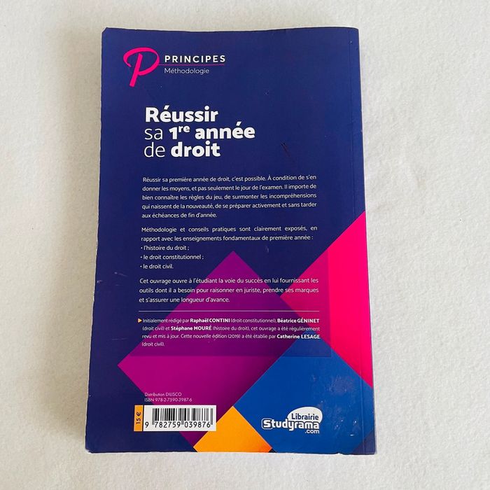Manuel scolaire. Réussir sa 1re année de droit. Librairie Studyrama. - photo numéro 2