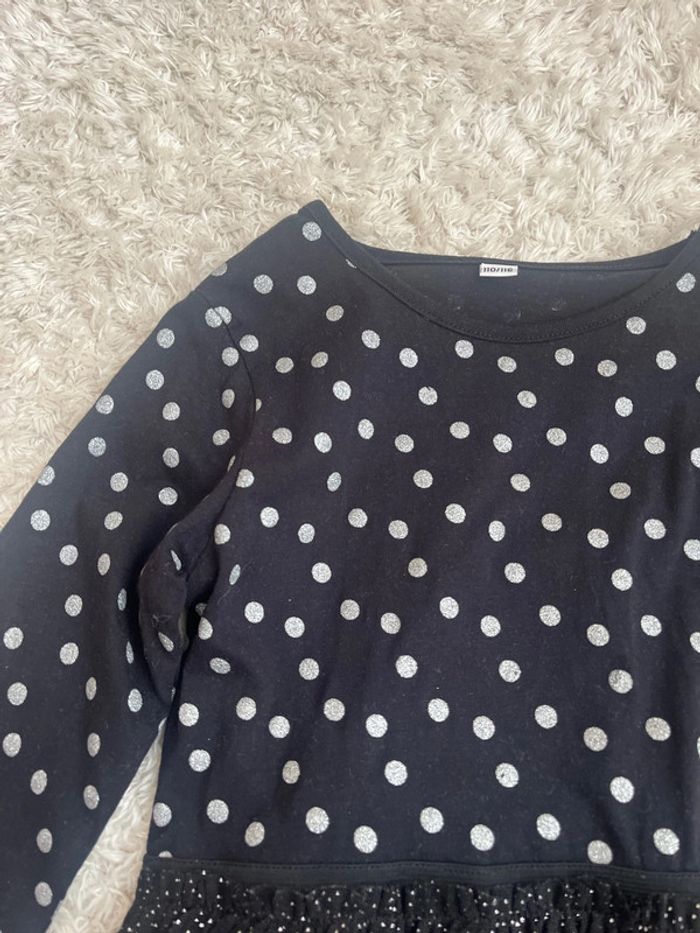 Robe 5ans paillette tulle légère 🖤🤍 - photo numéro 4
