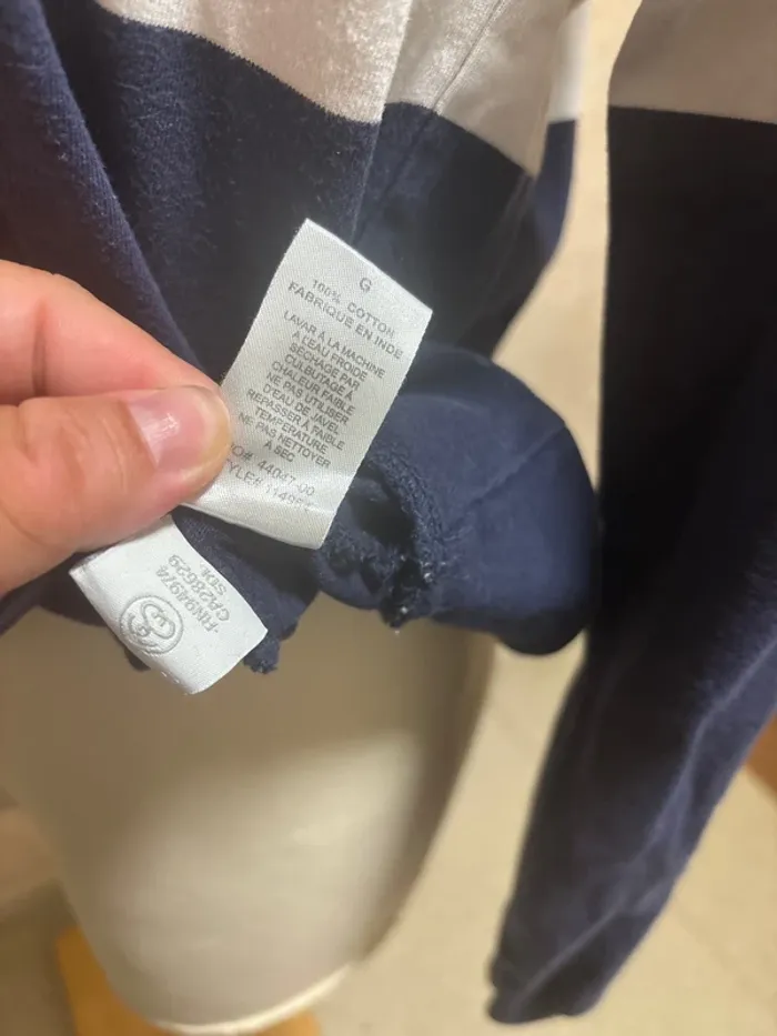 Sweat Stüssy à capuche – Blanc & Bleu marine – Taille L – Très bon état mixte - photo numéro 12