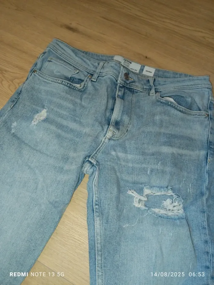 Magnifique Jean bleu Bershka taille l - photo numéro 2