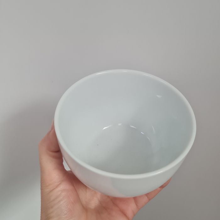 Deux bols en porcelaine blanche - photo numéro 3