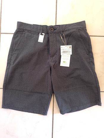 Short bermuda gris neuf