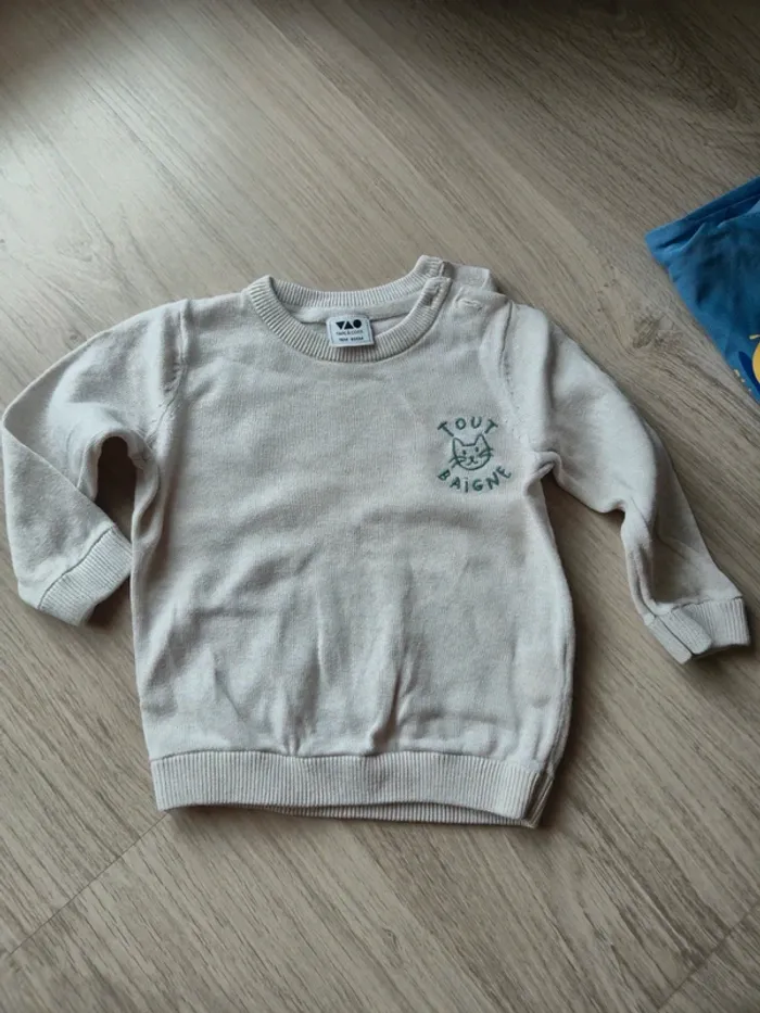 Pull tape à l'œil