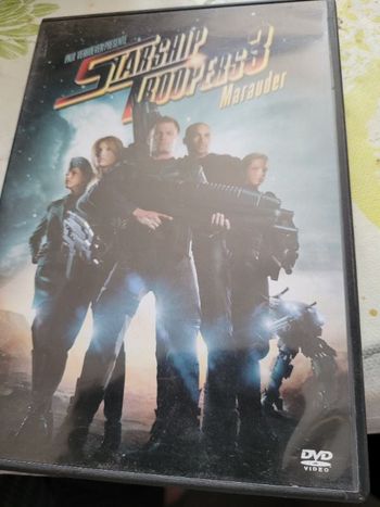 Starship troopers 3