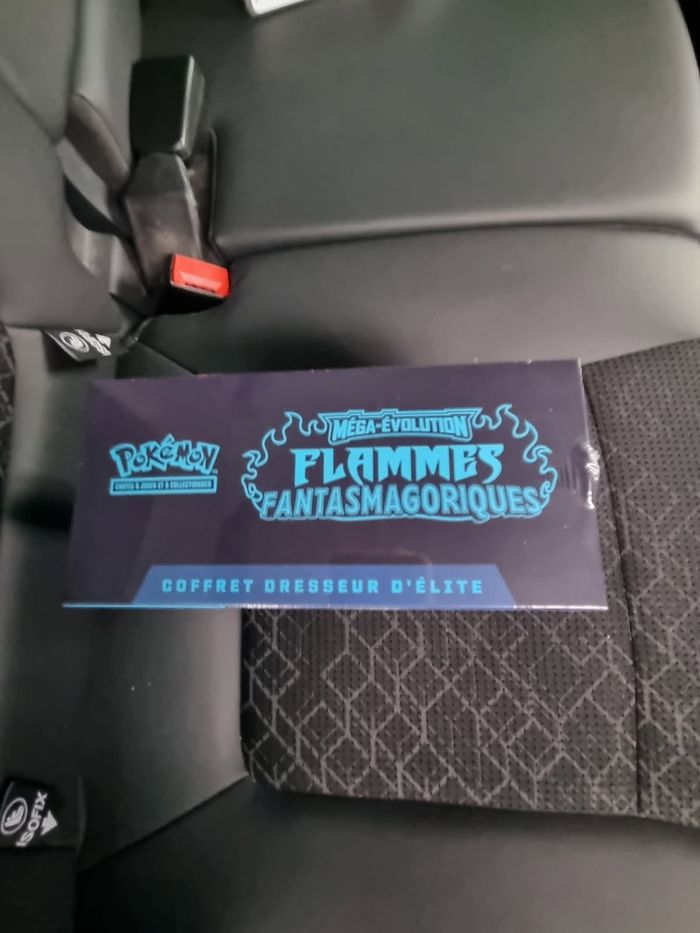 Pokémon ETB Méga Évolutions ME2 – Flammes Fantasmagoriques Neuf & Scellé - photo numéro 5