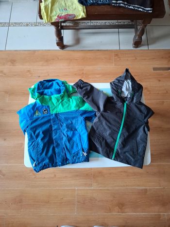 Lot manteaux 4 ans
