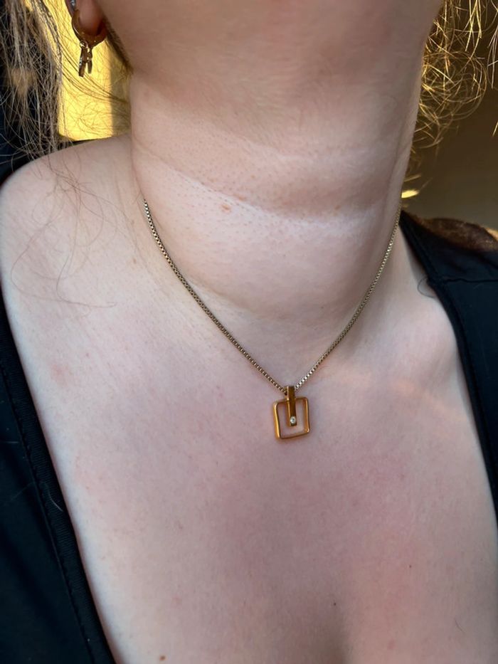Collier carré - photo numéro 3