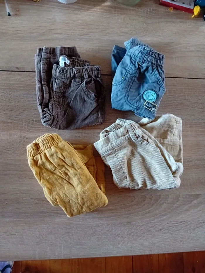 Lot 4 pantalons