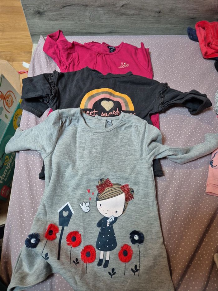 3 t-shirt 18 mois - photo numéro 7