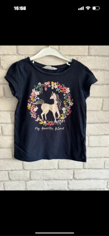Tee shirt H&M taille 8 ans