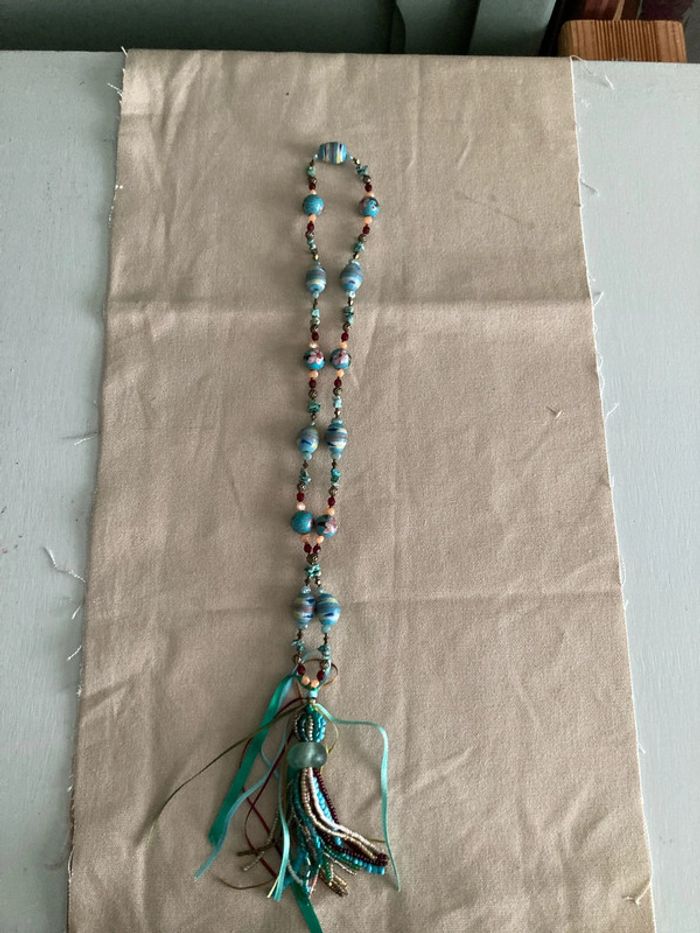Collier bleu turquoise