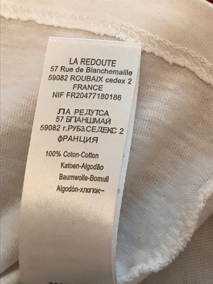 T-shirt blanc avec impression mauve - photo numéro 6