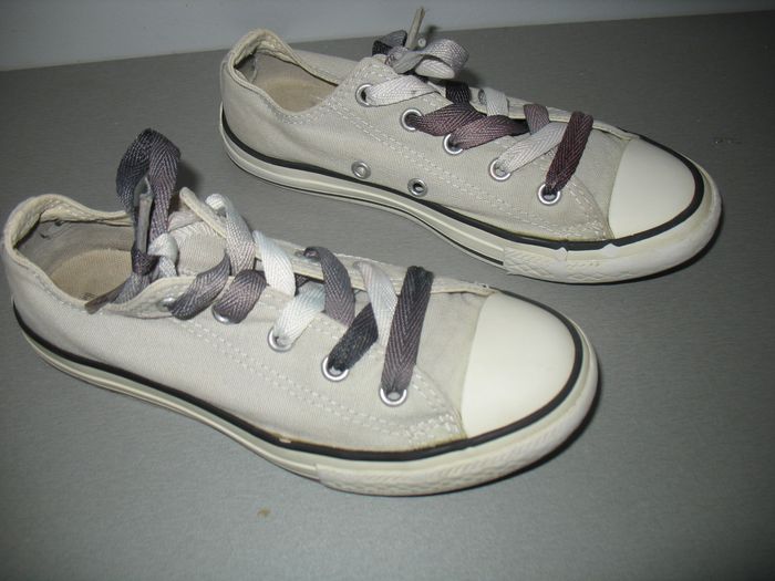 BASKETS BASSES GRISES A LACETS GARÇON "CONVERSE" - P33 - n°02