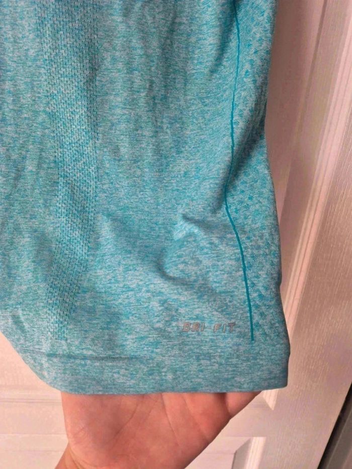 Tee shirt - photo numéro 8