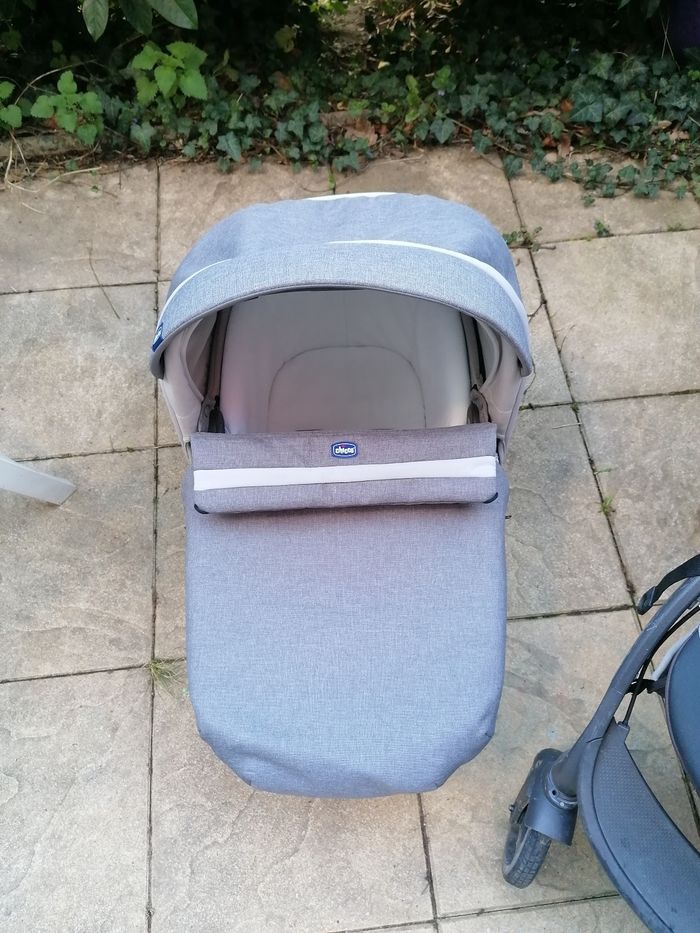 Poussette trio chicco grise - photo numéro 6