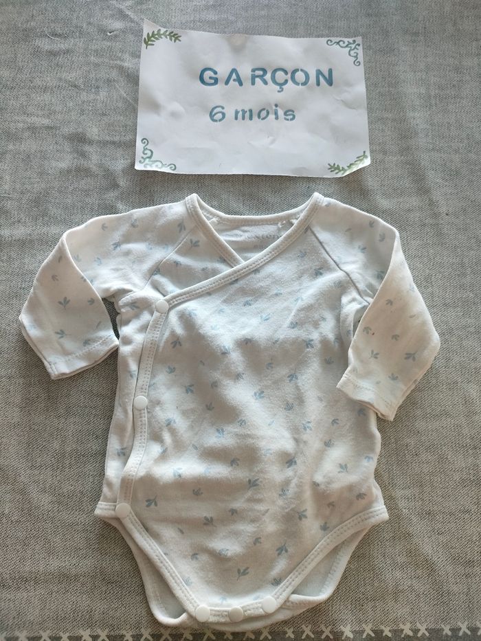 Lot 3 bodys - photo numéro 2