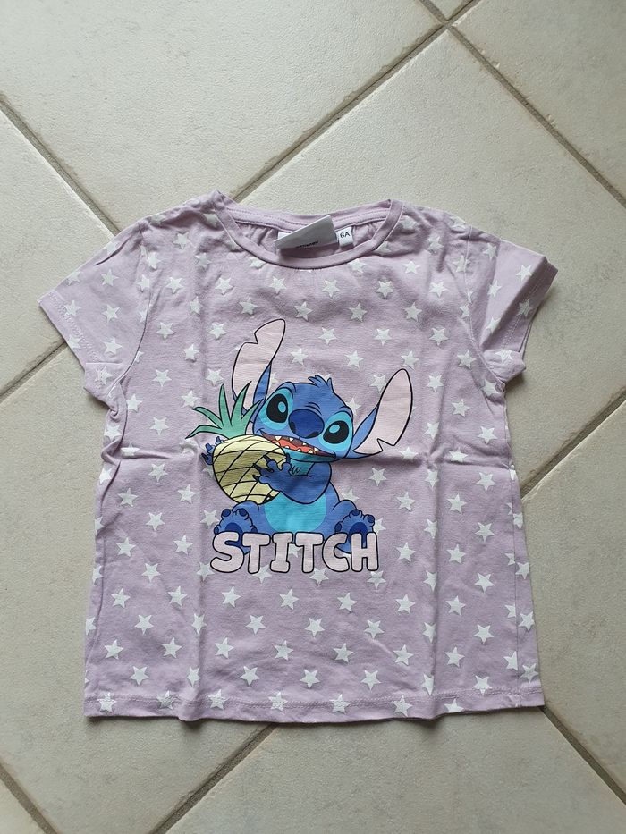 Lot de tee shirt Stitch 6 ans - photo numéro 4