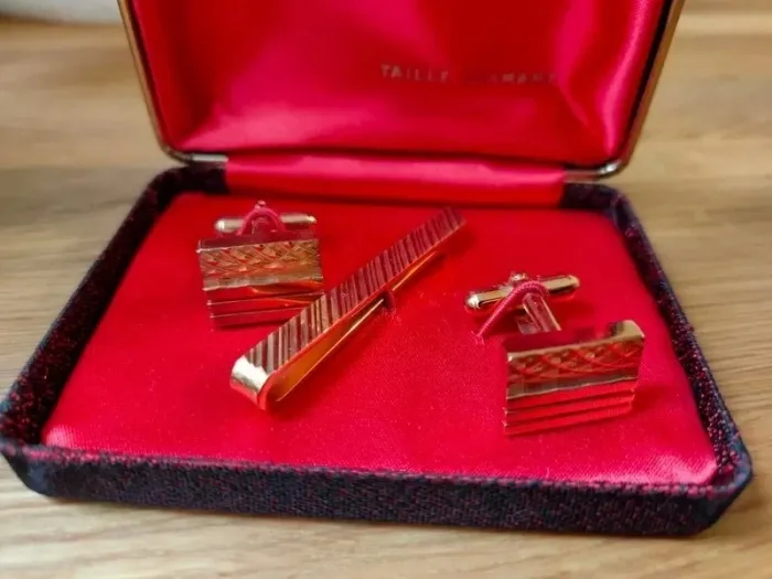 Ensemble boutons de manchettes et pince cravate - photo numéro 11