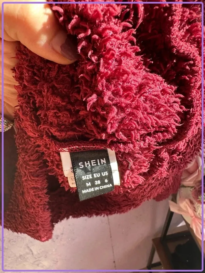 Pull doux en moumoute avec perles - photo numéro 3