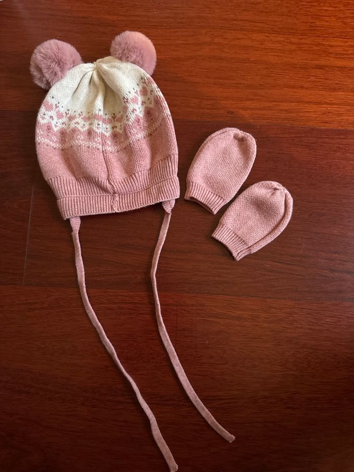 Bonnet et moufle