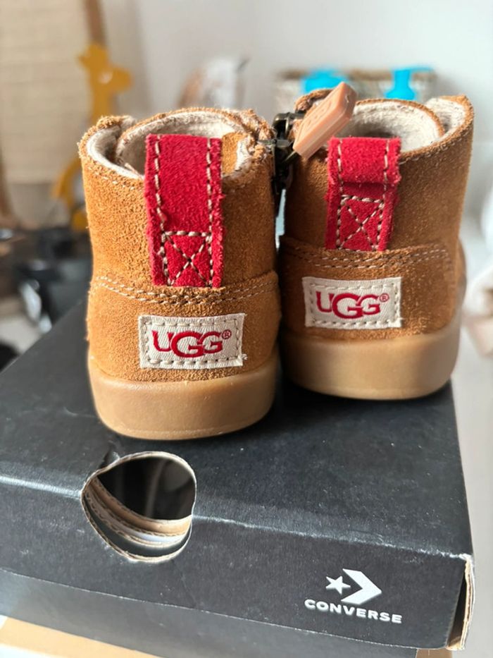 Bottine uggs - photo numéro 2
