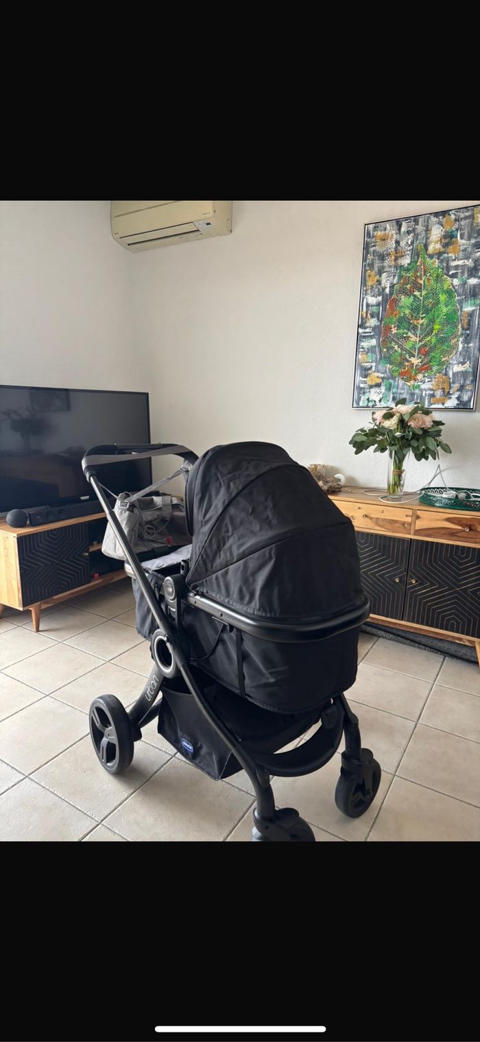 Poussette Chicco 3 en 1 - photo numéro 2