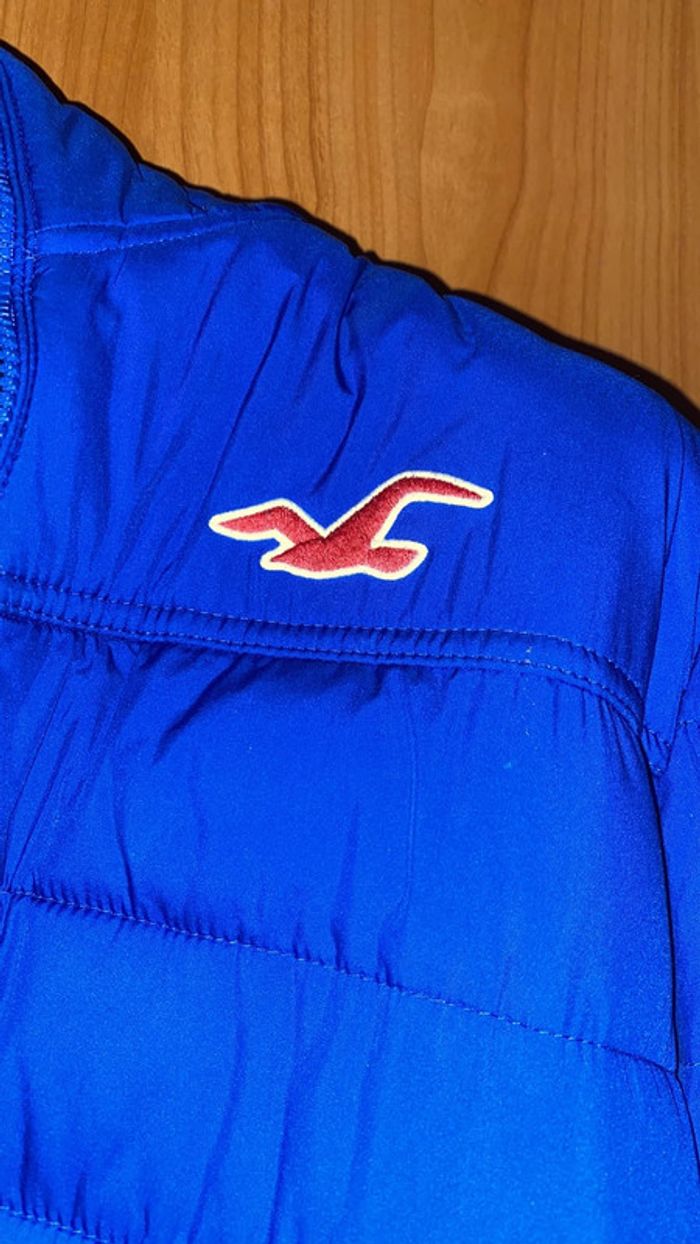 Doudoune Hollister bleue M - photo numéro 3