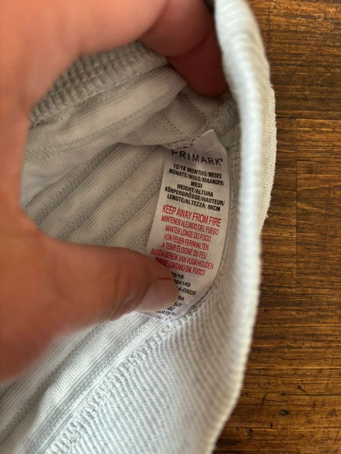 Pull 12-18 mois - photo numéro 2