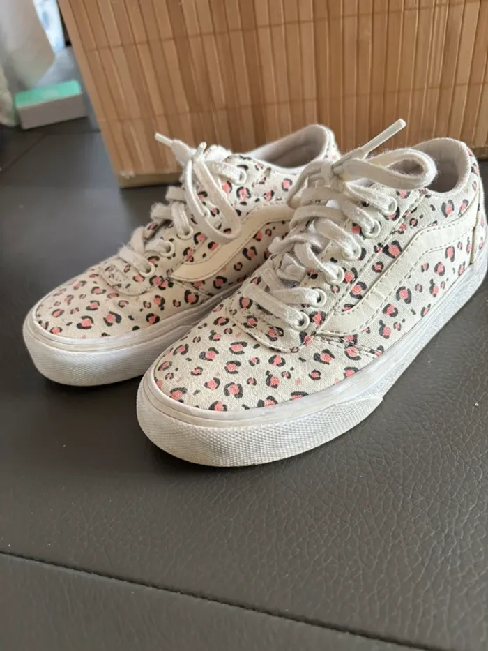 Paire de vans en toile pointure 30 - photo numéro 2
