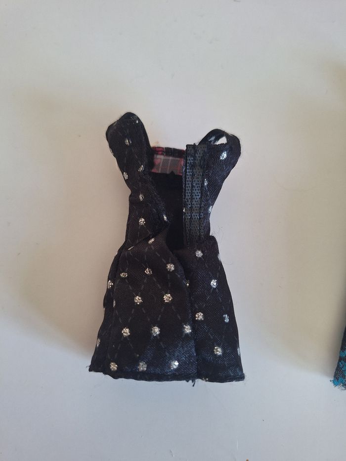 Robes Frankie Stein + avants bras et mains monster high - photo numéro 6