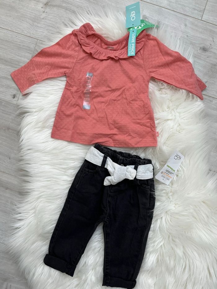 Ensemble Jean Mom et t-shirt - photo numéro 2