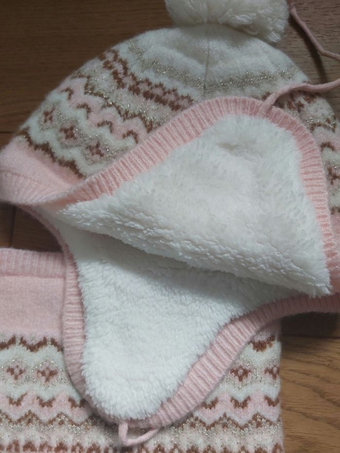 Ensemble bonnet et tour de cou - photo numéro 2