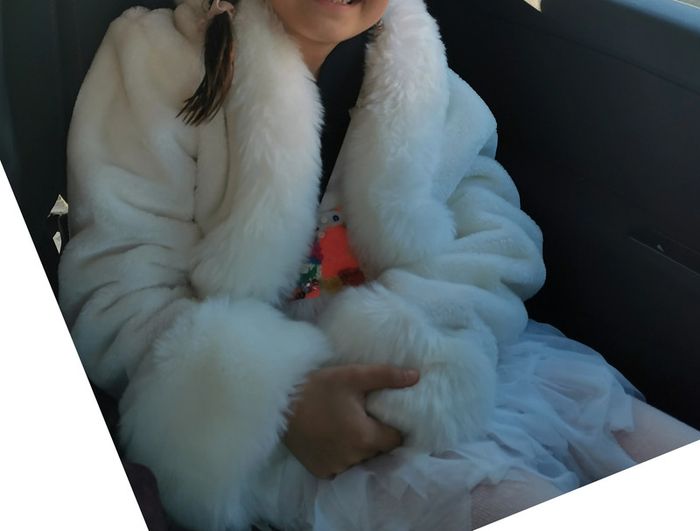 Boléros d'hivers blanc cassé, fausse fourrure - photo numéro 9