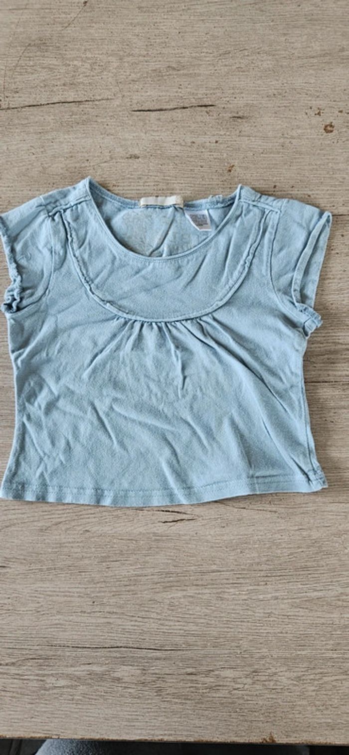 T shirt court bleu très clair, manches courtes, La Redoute, 8 ans mais petit