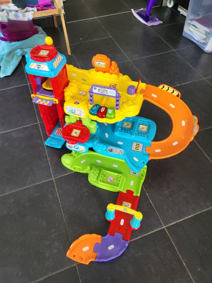 Tut tut bolide maxi garage