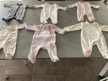 Pyjama 1 mois x3 et 3 mois x3