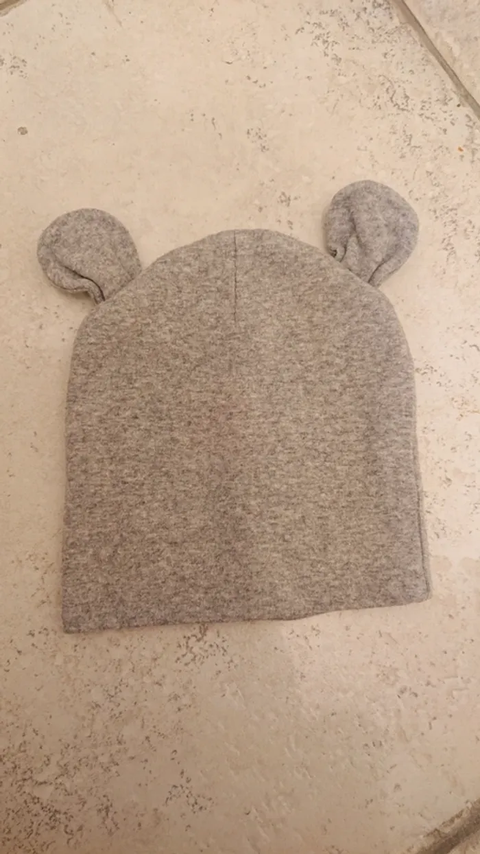 Bonnet gris bébé oreilles d'ours - photo numéro 2